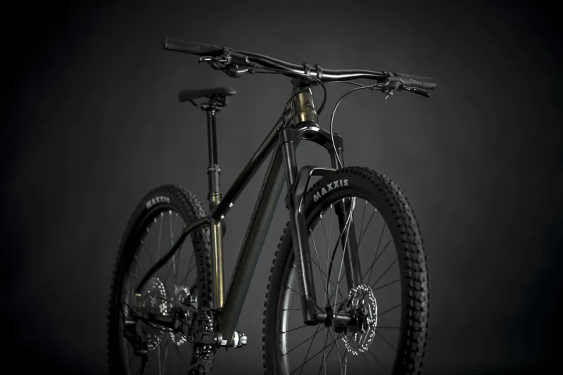 Merida - Big Trail 500 Gold-6