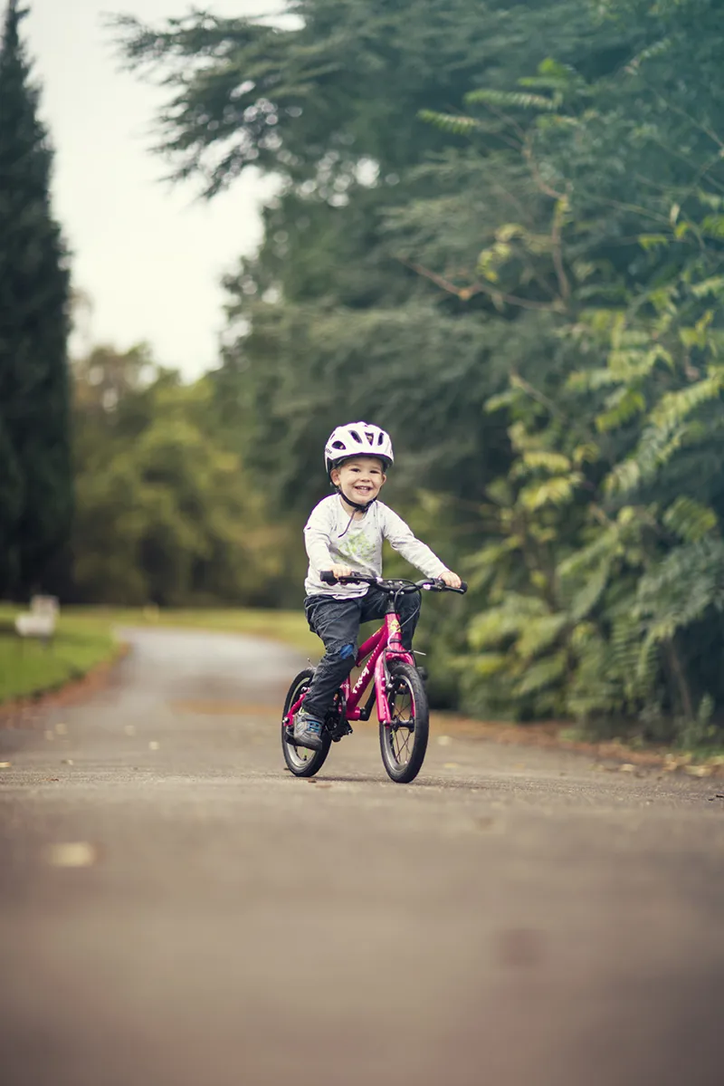 Frog First Pedal 40 Kids Bike 14 inch Wheel in TDF-2