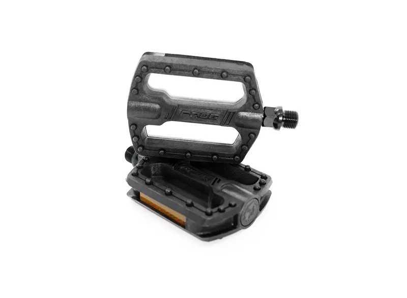 Pedals for Frog Hybrid 67/74 73 to 78 and MTB 62 to 72