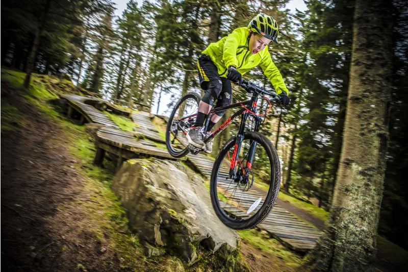 Frog MTB 69 - Metallic Grey Neon Red-1