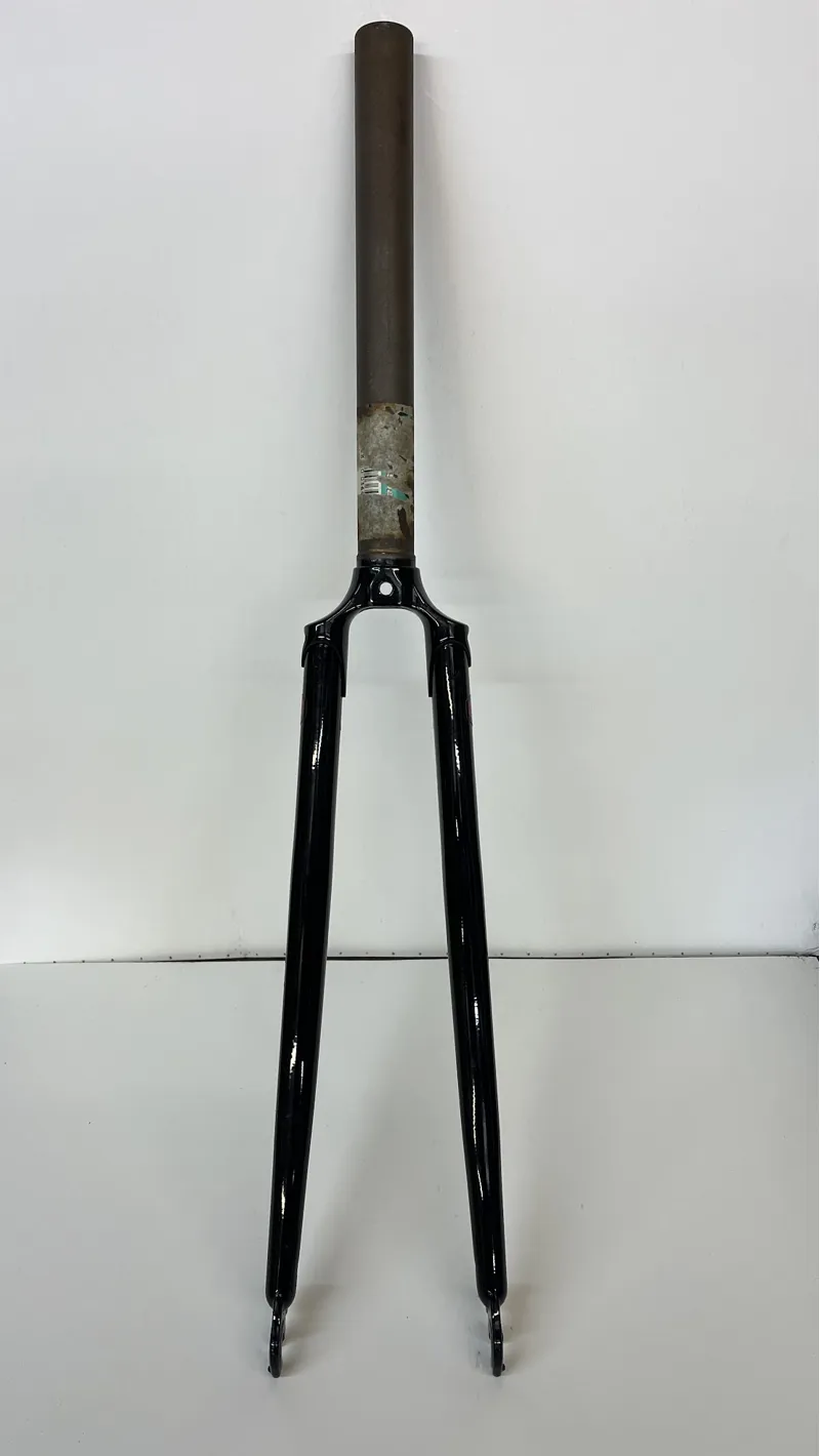 Used - Tange 700c Caliper Threadless 252mm inch 1/8 chromo steel Rigid  Gloss Black