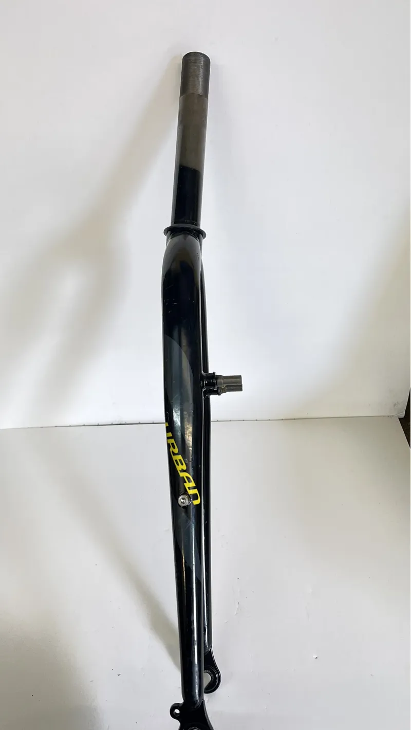 Used -   700c Pivot Threaded 41mm 176mm inch 1/8 Steel Rigid  Black-3