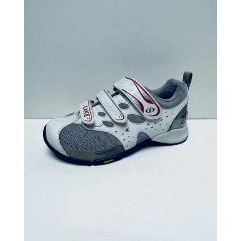 Womens cycling best sale shoes sale