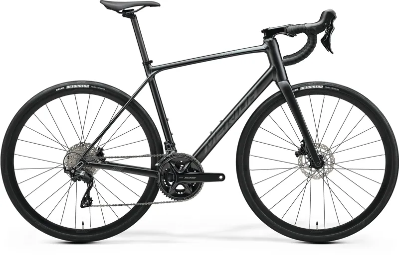 Merida - Scultura Endurance 400 Silk Black Silver
