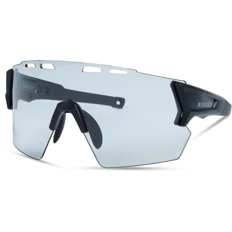 Madison - Eyewear Stealth Sunglasses - Matt Black Photochromic