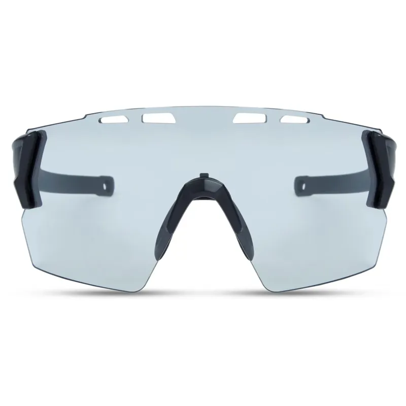 Madison - Eyewear Stealth Sunglasses - Matt Black Photochromic-2