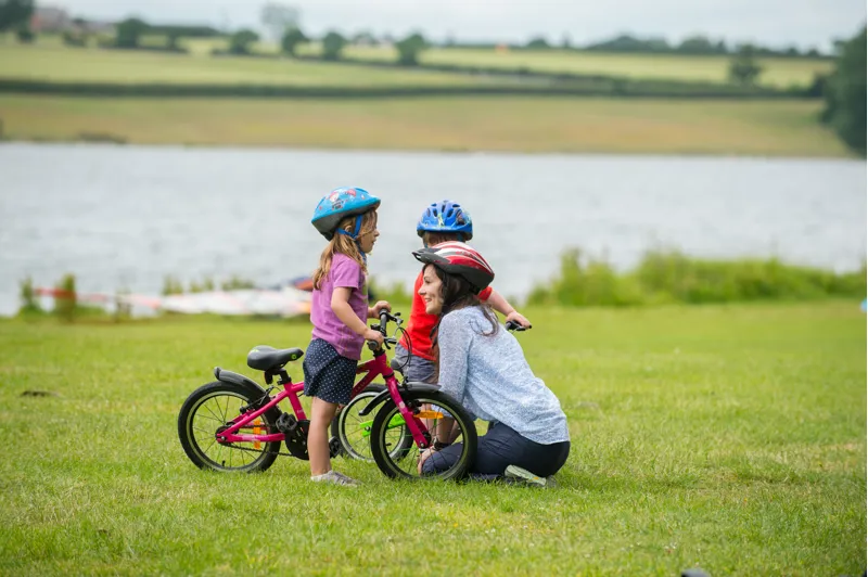 Frog First Pedal 44 Kids Bike 16 inch Wheel in Pink-2
