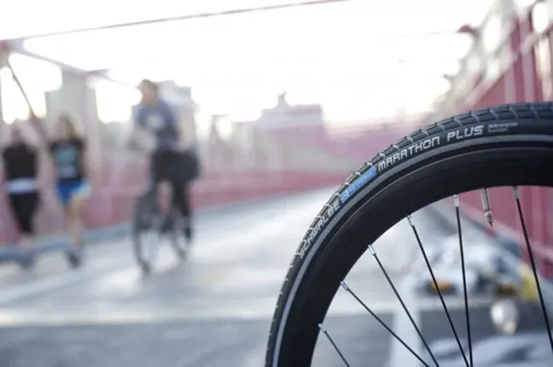 Schwalbe Marathon Plus 700c-4